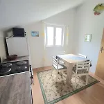 شقة Hana