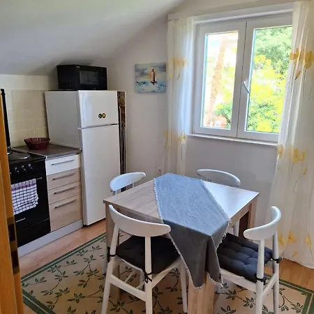 Hana Appartamento Mlini